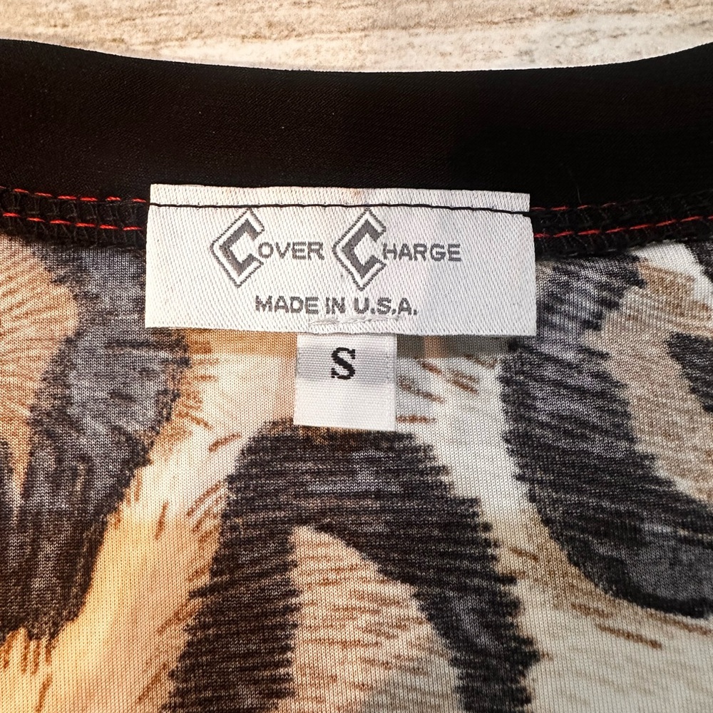 Leopard Print Patchwork Tunic Top
Size Small - image 6